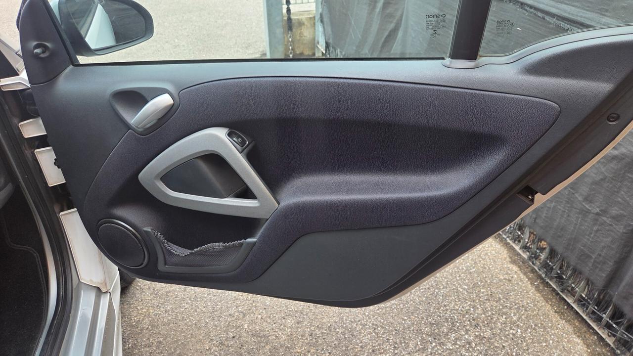 Smart ForTwo 1000 52 kW MHD motore nuovo