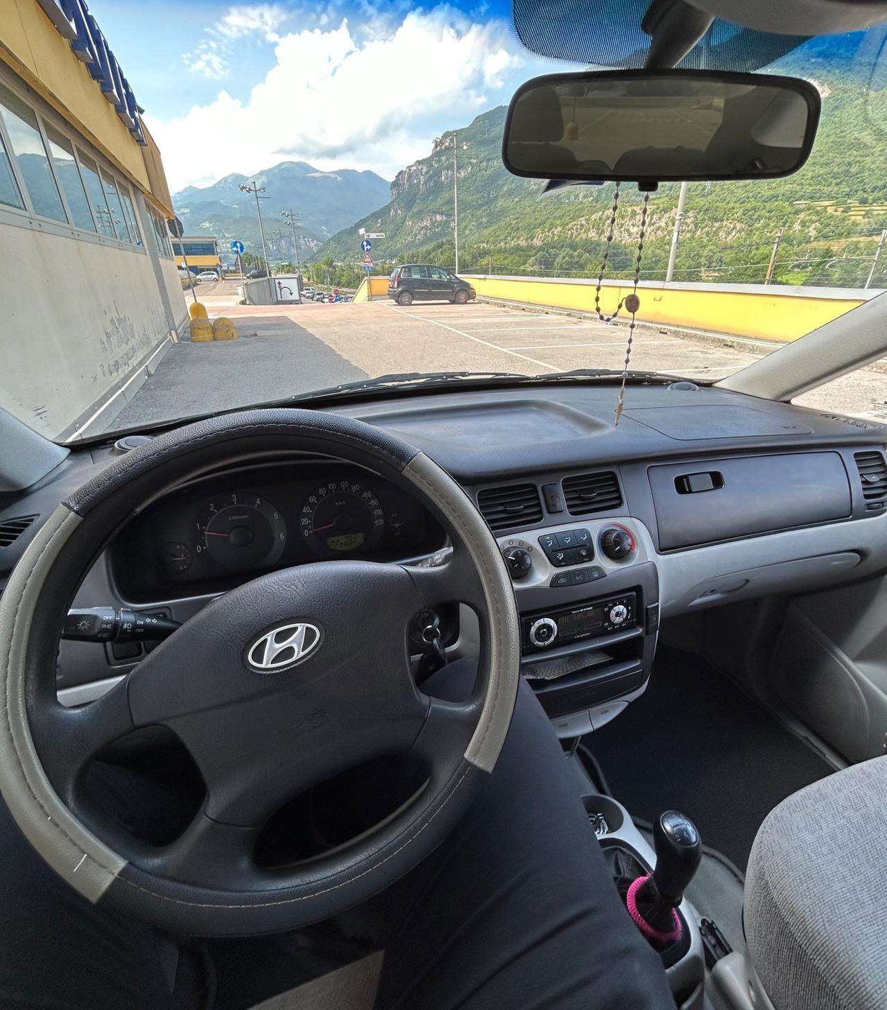 Hyundai Trajet 2.0 CRDi TD Dynamic 7 Posti