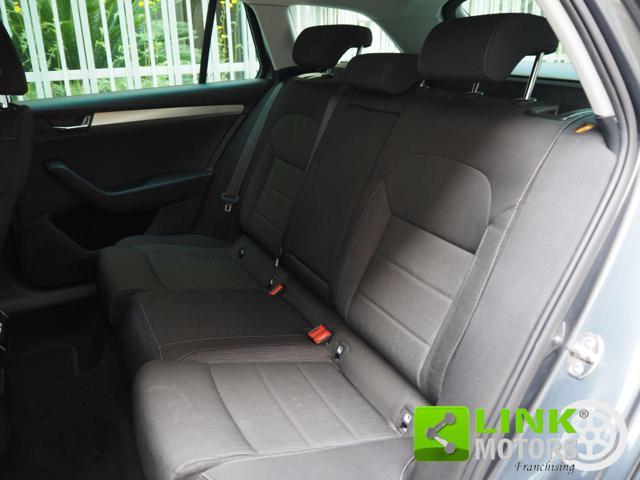 SKODA Superb 2.0 TDI DSG Wagon Executive