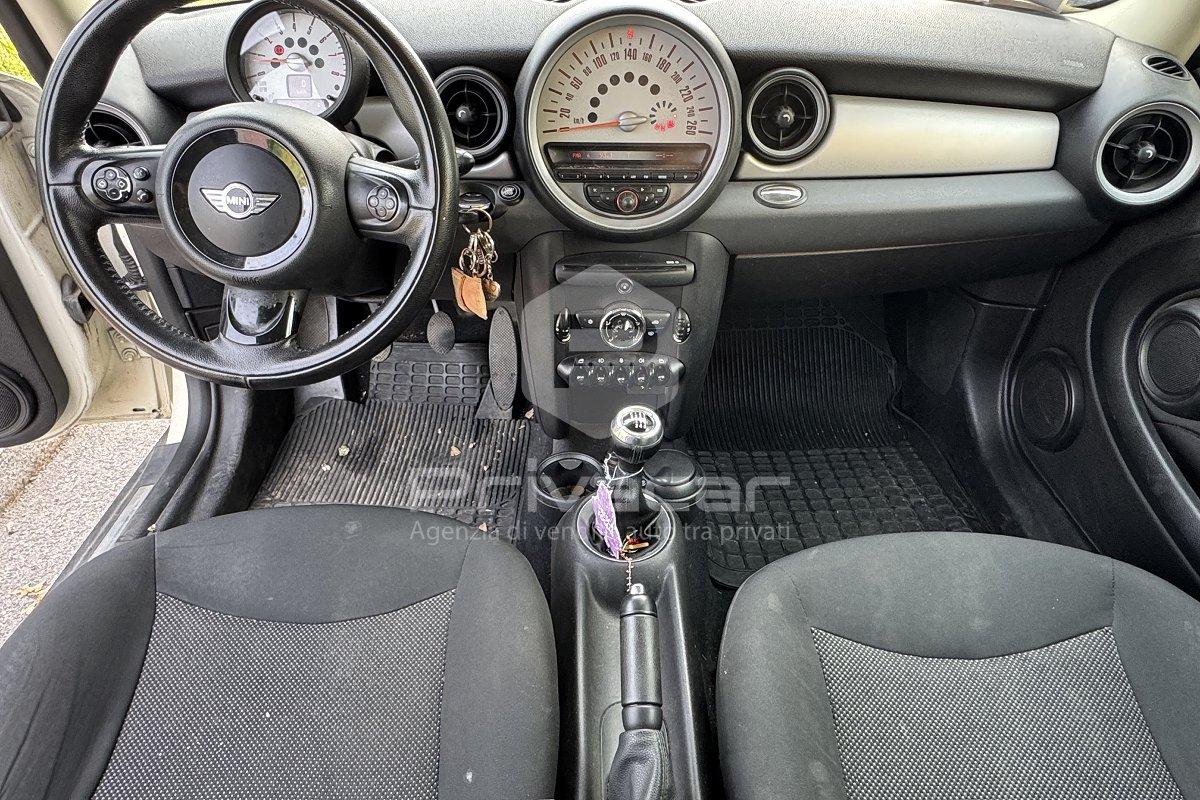 MINI Mini 1.6 16V One (55kW)