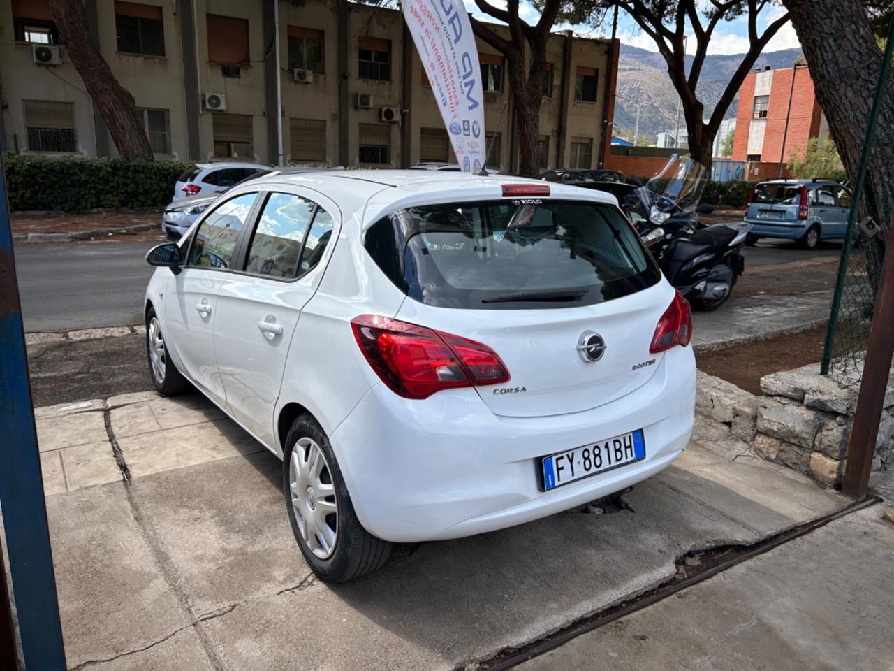 Opel Corsa 1.4 90CV GPL Tech 5 porte 120 Anniversary