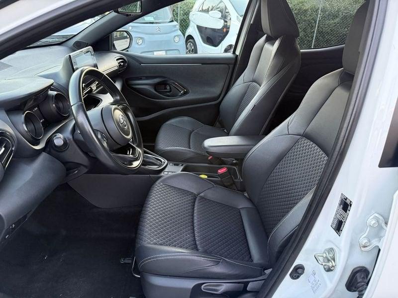 Toyota Yaris Yaris 1.5h Style