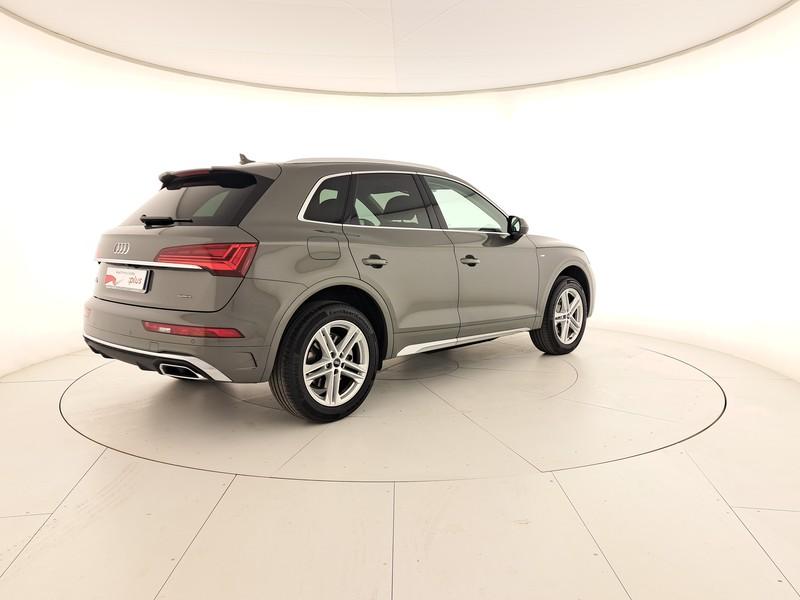 Audi Q5 40 2.0 tdi mhev 12v s line quattro s-tronic