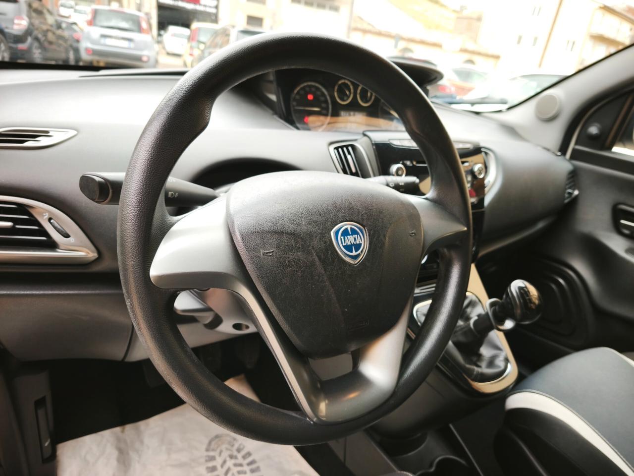 Lancia Ypsilon 1.2 Benzina GPL