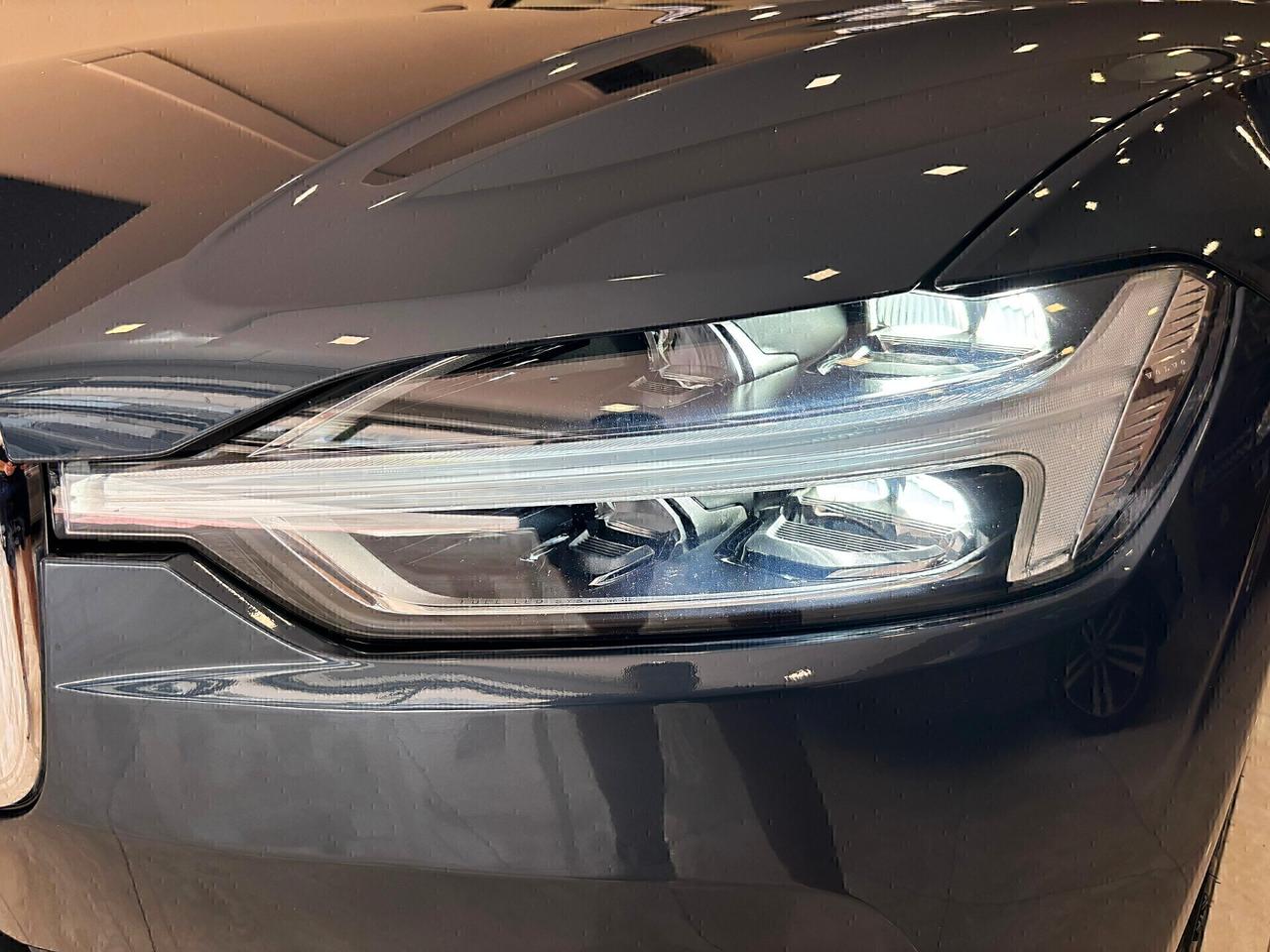 Volvo XC60 2.0 197CV AWD *PARI AL NUOVO*