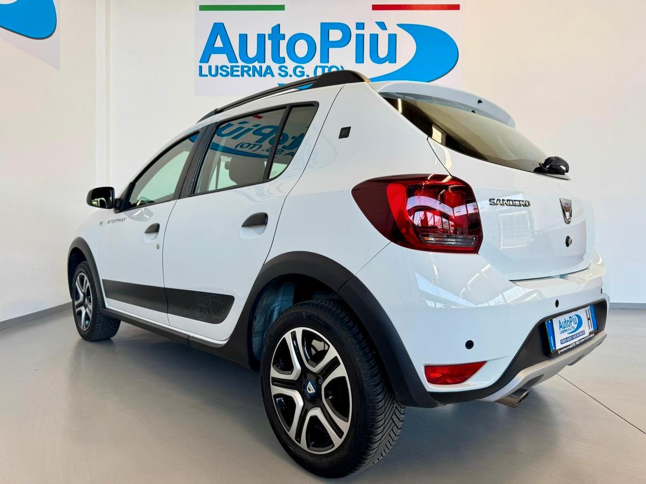 Dacia Sandero Stepway 1.0 TCe 100CV ECO-G 15th Anniversary