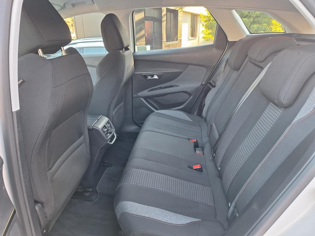 Peugeot 3008 BlueHDi 130 S&S Business X NEOPATENTATI