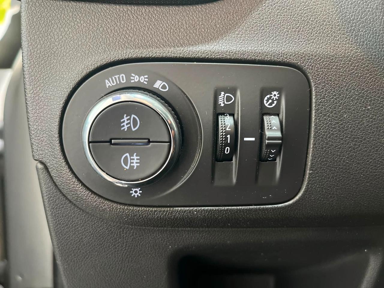 OPEL CROSSLAND X 1.5 DIESEL 102 CV INNOVATION 2018