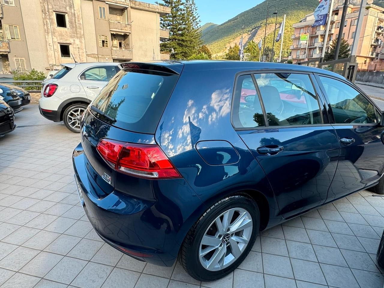 Volkswagen Golf Business 1.6 TDI 5p. Highline BlueMotion Technology