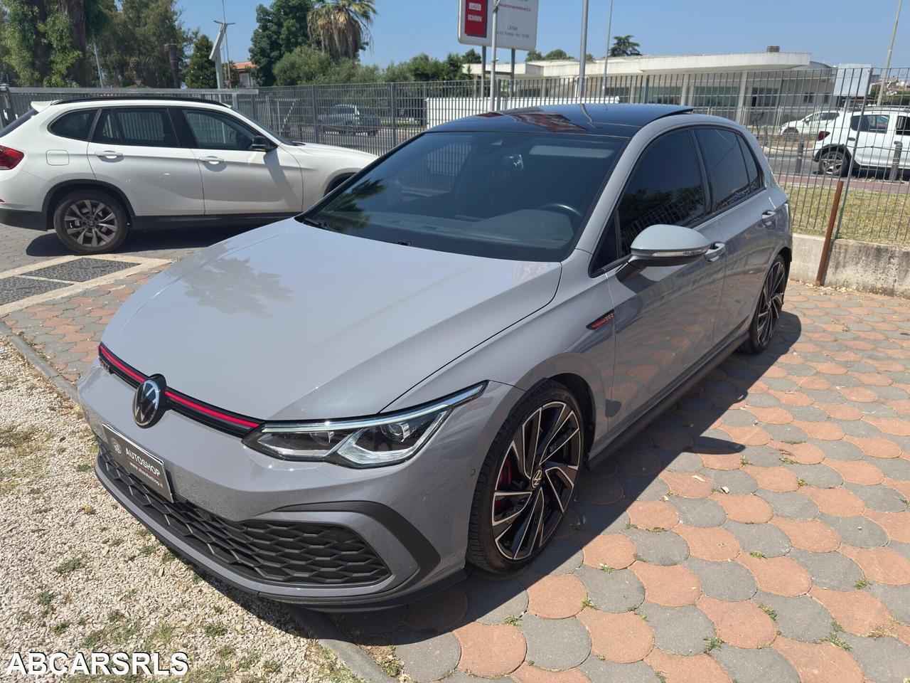 VOLKSWAGEN - Golf VIII - GTI Perf. 2.0 245CV TSI D