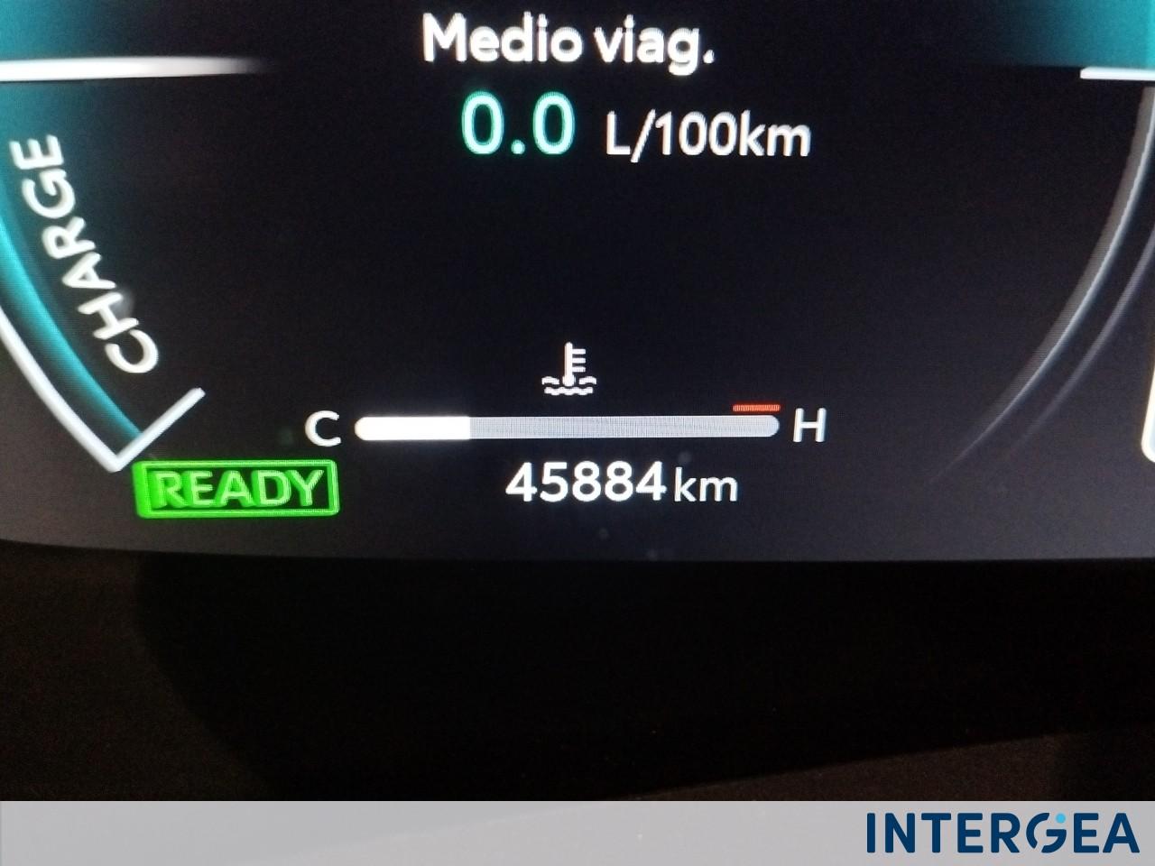 TOYOTA C-HR 1.8 hev Lounge fwd e-cvt