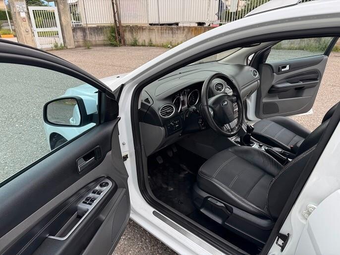 Ford Focus Focus+ 2.0 (145CV) 5p. Bz.- GPL
