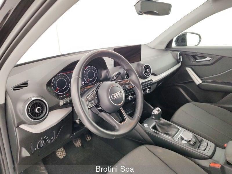 Audi Q2 30 TFSI Business