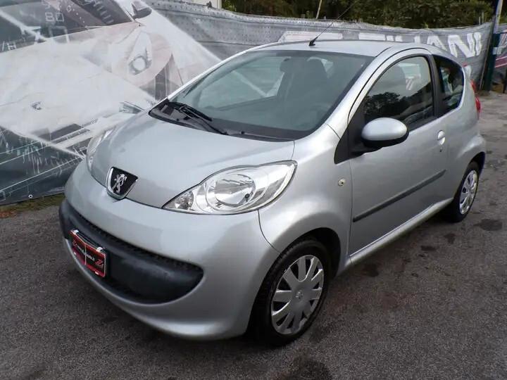 Peugeot 107 1.0 68CV 3p. Sweet Years 2Tronic