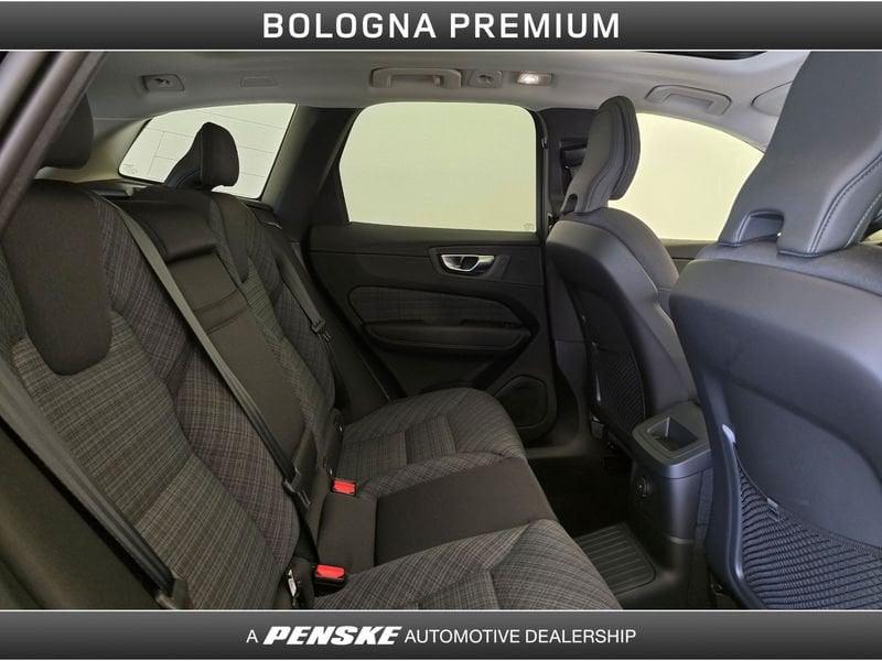 Volvo XC60 T6 Plug-in hybrid AWD automatico Core