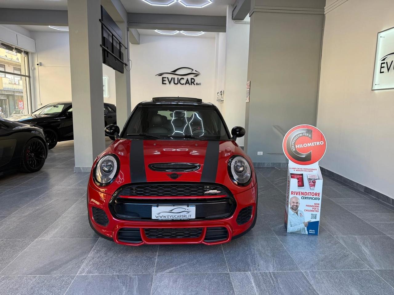 Mini Mini 2.0 Cooper SD Allestimento Jhon Cooper Works 5 porte TETTO