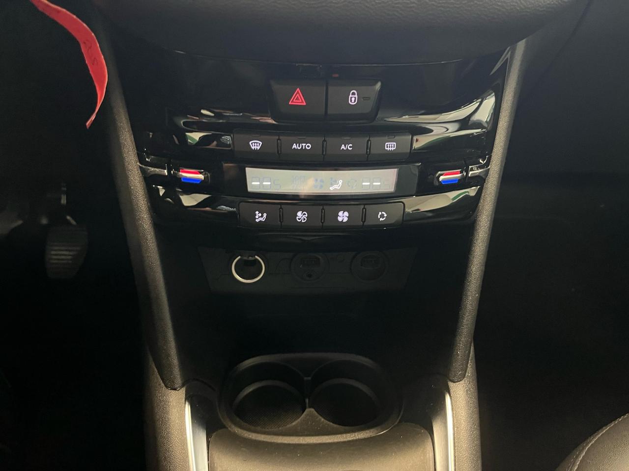 Peugeot 208 1.6 e-HDi 92 CV Stop&Start 3 porte Allure