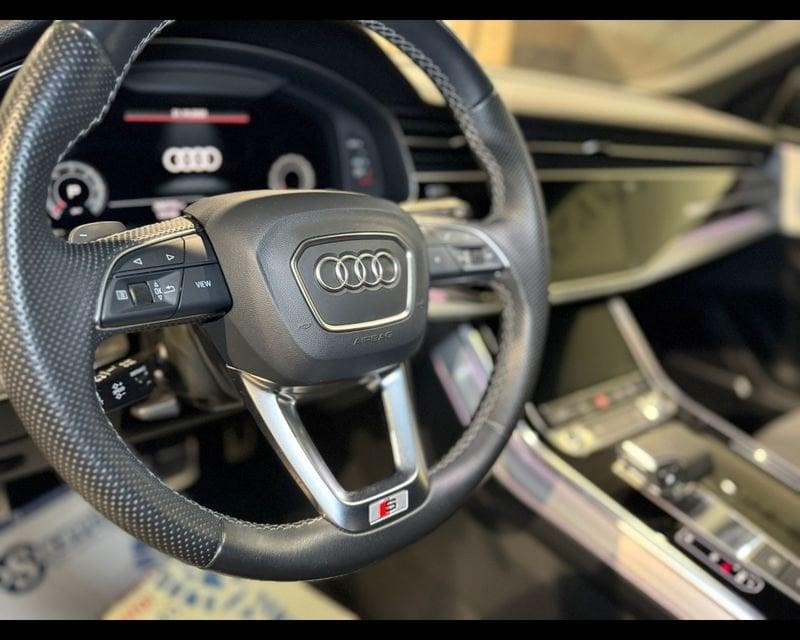 Audi Q8 50 TDI 286 CV quattro tiptronic Sport