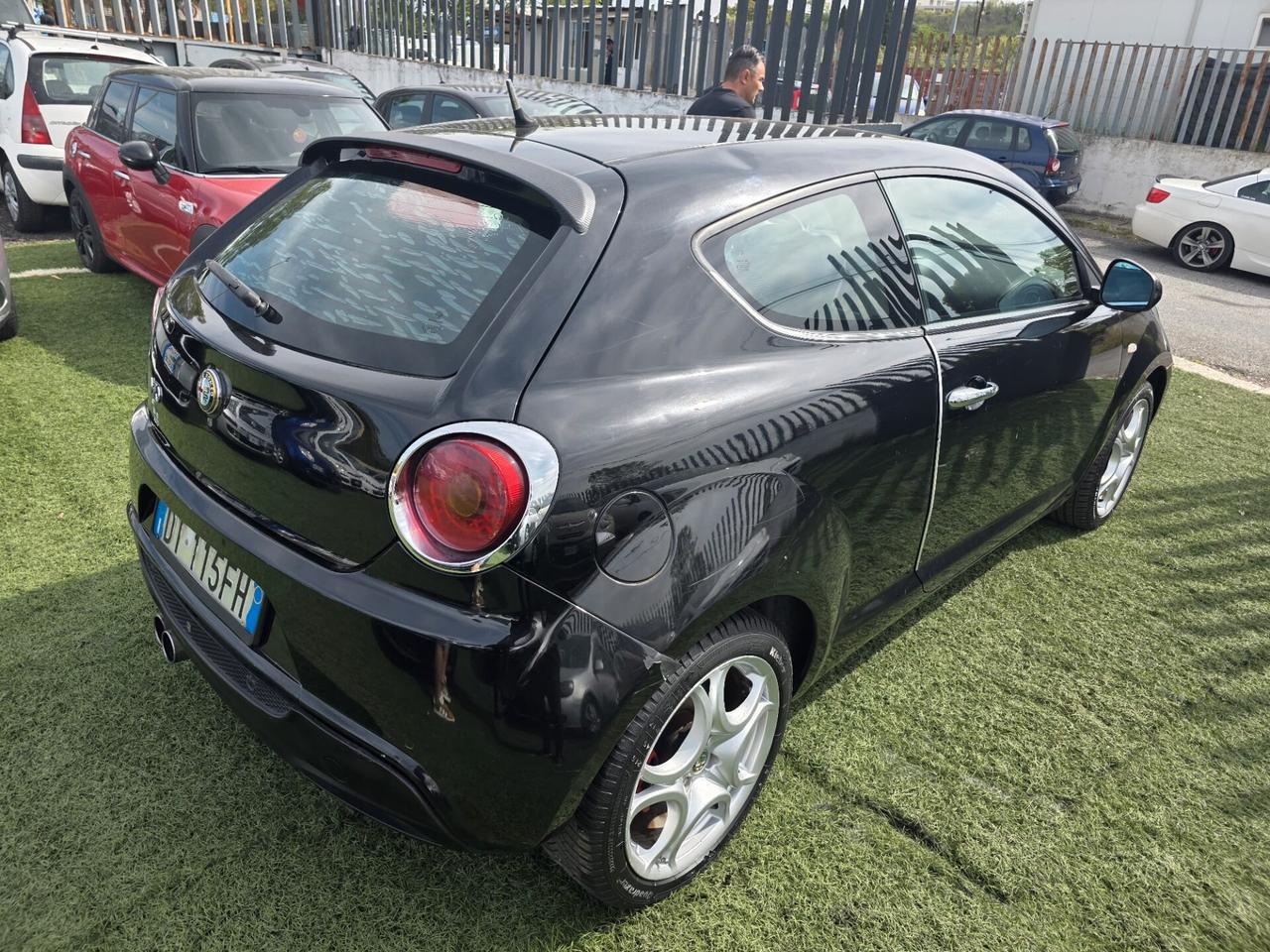 Alfa Romeo MiTo 1.6 JTDm 16V Distinctive Sport Pack