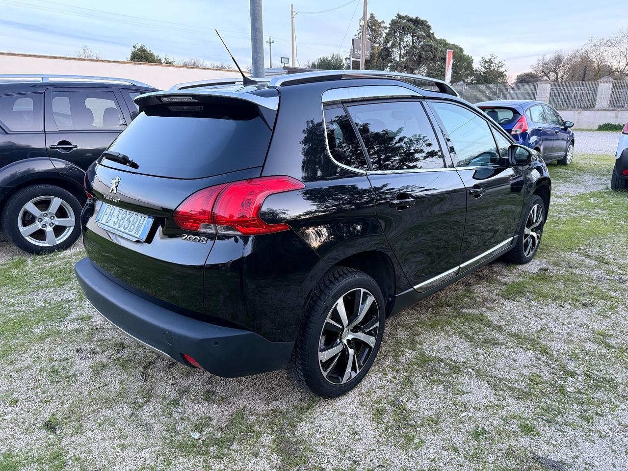Peugeot 2008 BlueHDi 100 Allure