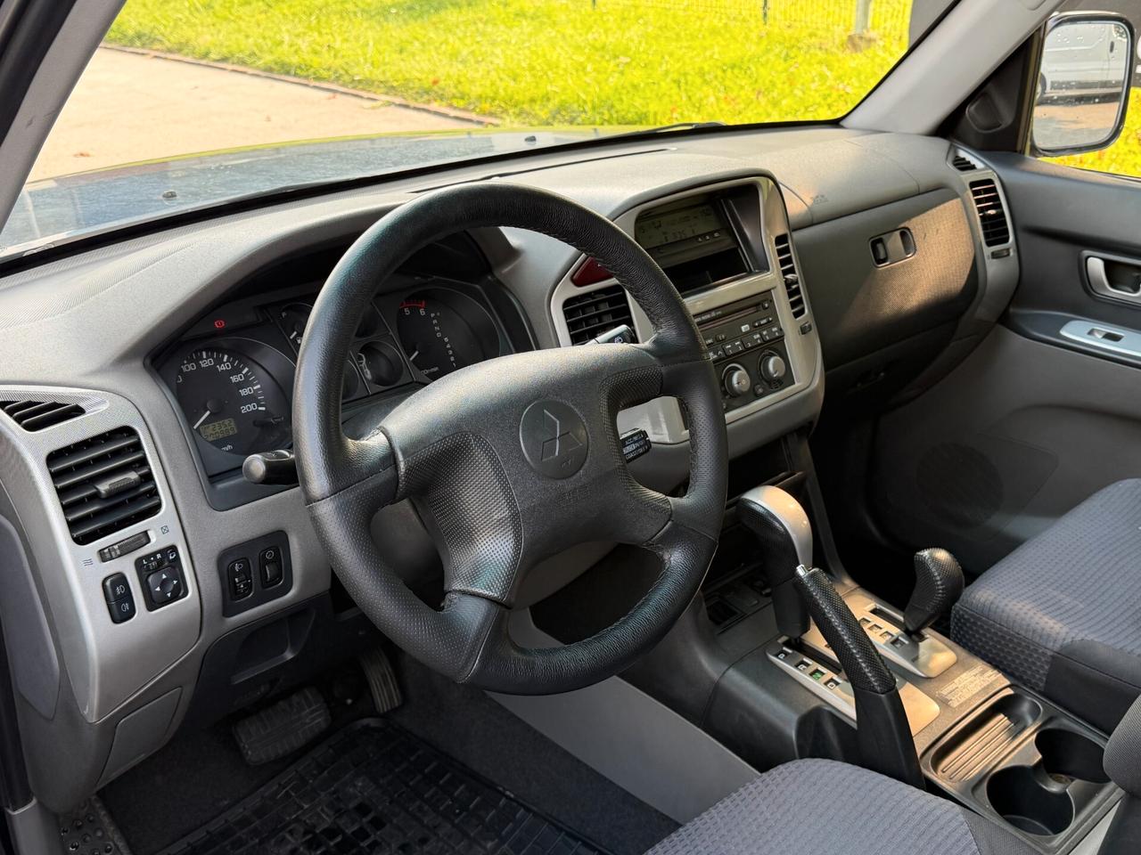 Mitsubishi Pajero III 3p 3.2 tdi 16v Intense auto