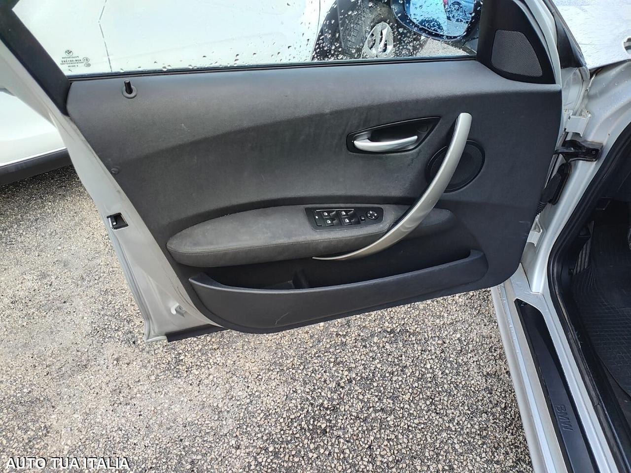 BMW SERIE 1 118D 5P Attiva