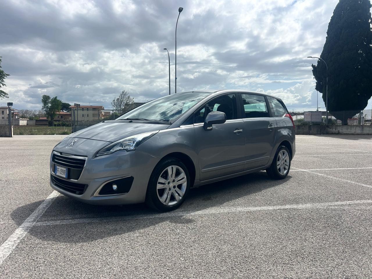 Peugeot 5008 BlueHDi 120 7 Posti
