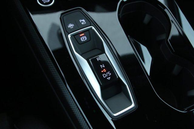 AUDI A5 Avant TFSI S tronic S Line edition black plus