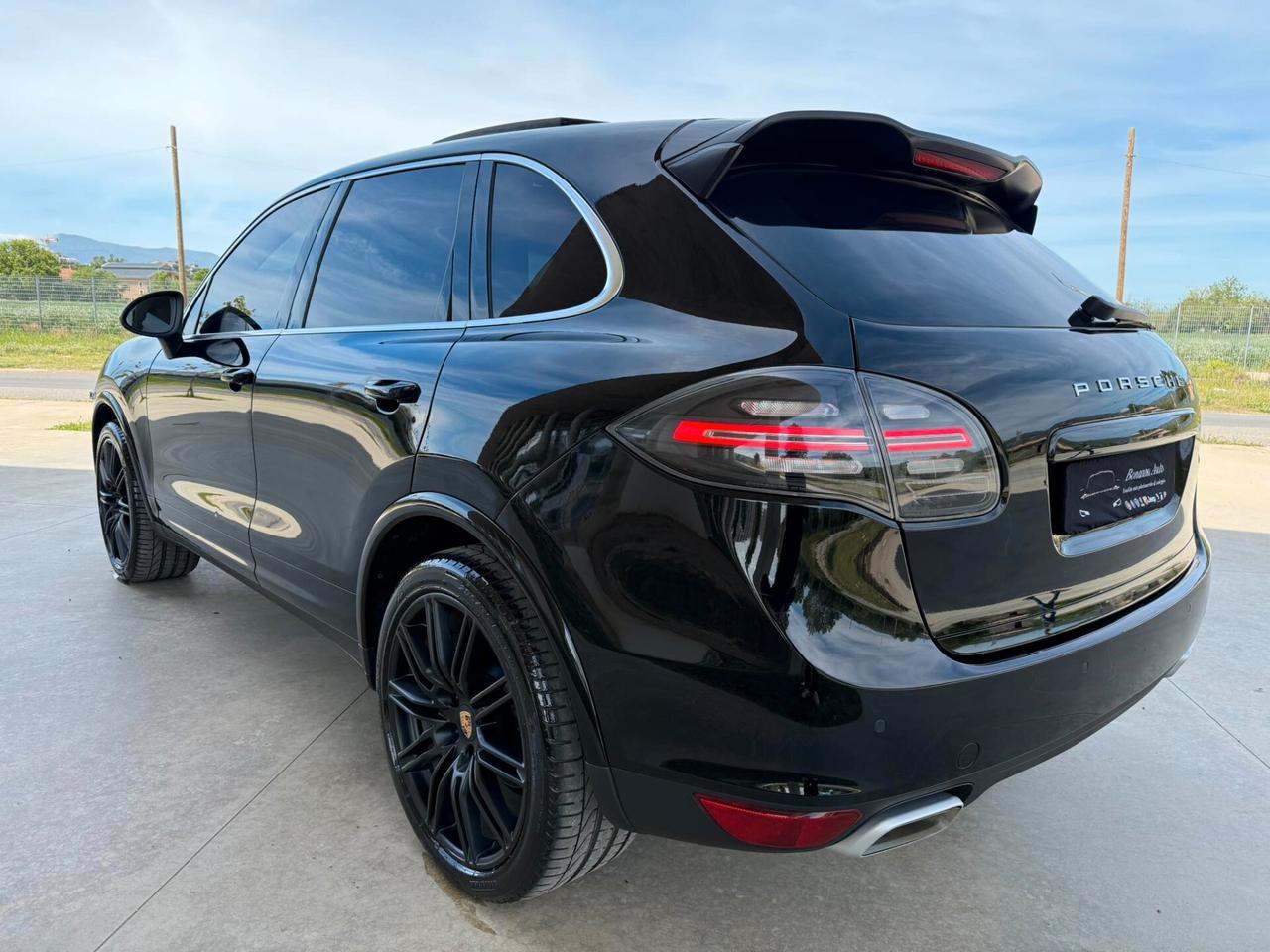 Porsche Cayenne 3.0 Diesel Total Black