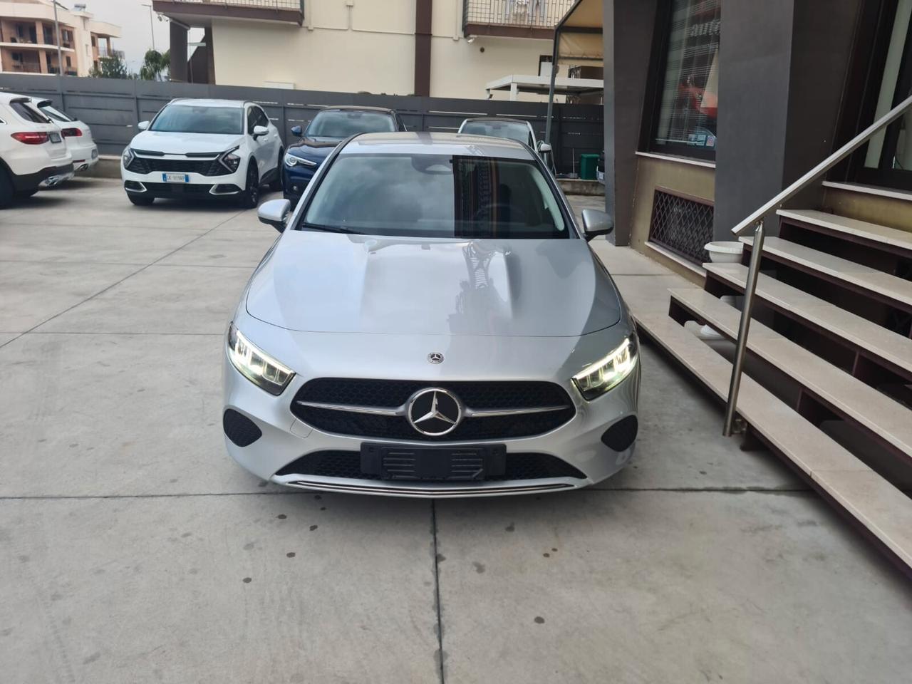 Mercedes-benz A 180 A 180 d Automatic Advanced