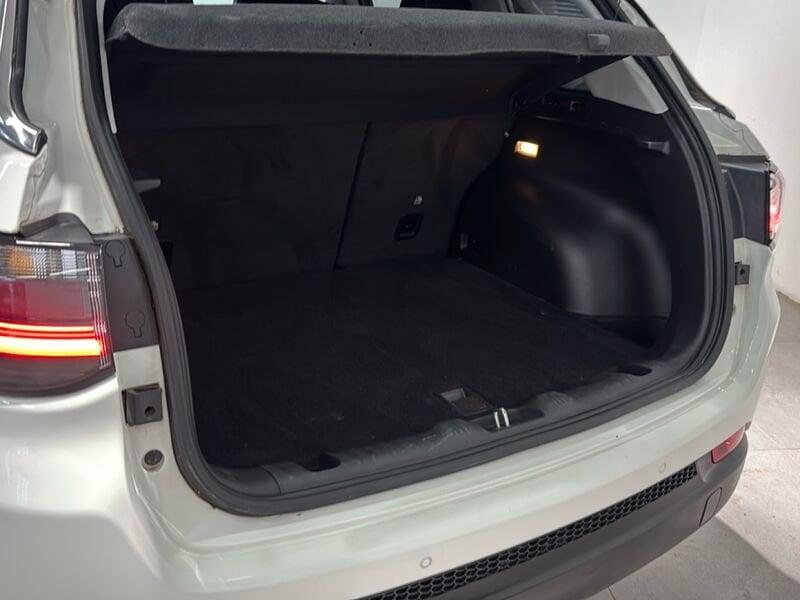 Jeep Compass e-Hybrid 1.5 Turbo MHEV T4 96kW Limited DDCT