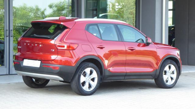 VOLVO XC40 T3 Geartronic Momentum