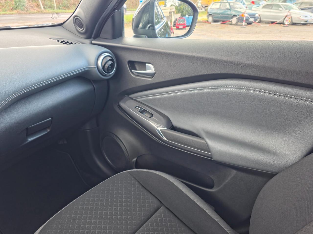 Nissan Juke 1.0 DIG-T 114 CV Tekna 2022-E6 Manuale NEO