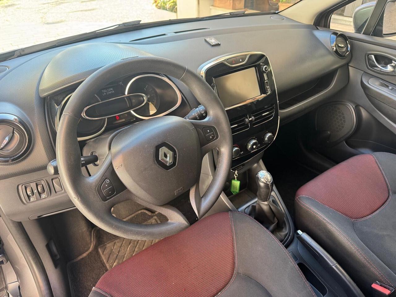 RENAULT Clio 1.5 dCi 75CV 5 porte Costume National