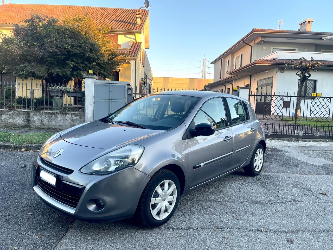 Renault Clio 1.5 dCi 75CV 5 porte Dynamique per Neopatentati