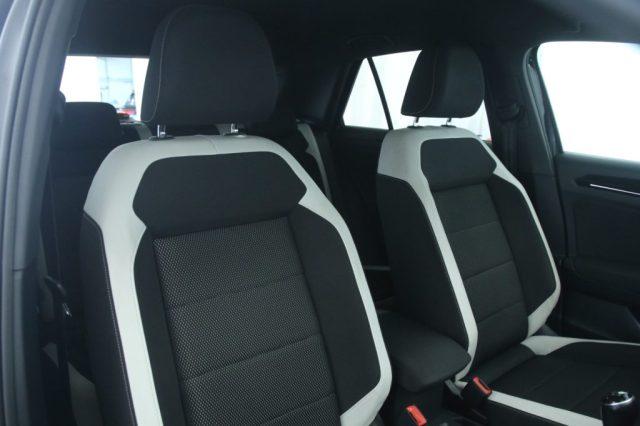 VOLKSWAGEN T-Roc 1.6 TDI SCR Sport BMT FARI FULL LED/BLACK PACK