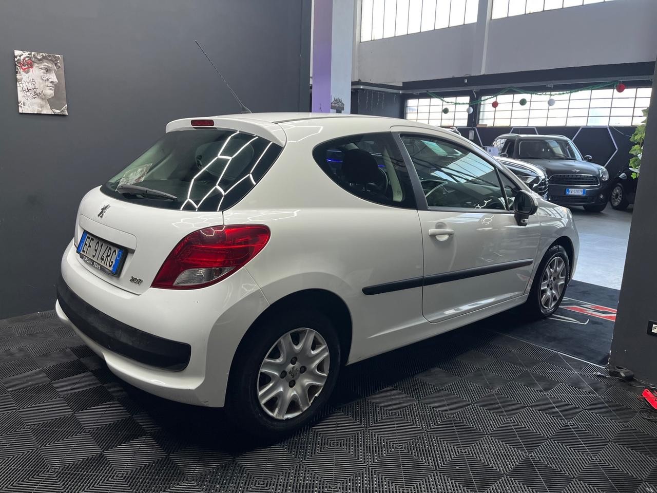 Vendo Peugeot 207 1.4 HDi 70 CV (2011) – Ottimo Stato
