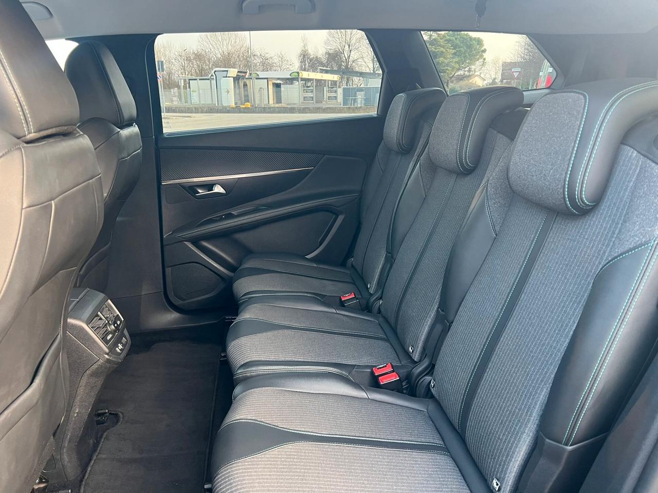 Peugeot 5008 BlueHDi 130 S&S EAT8 Allure 7 posti