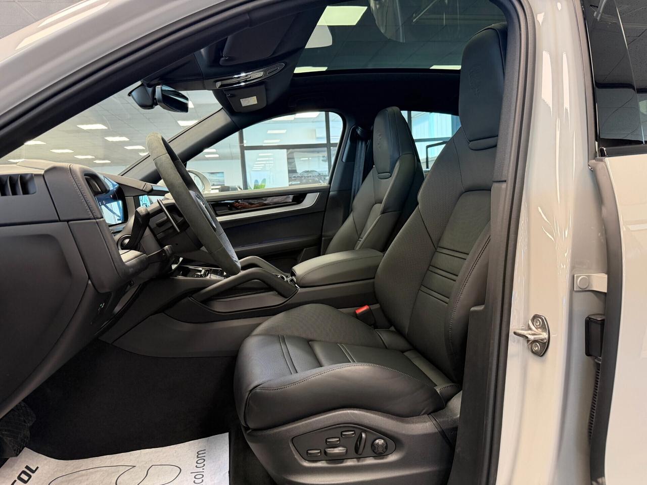 Porsche Cayenne 3.0 V6 E-Hybrid