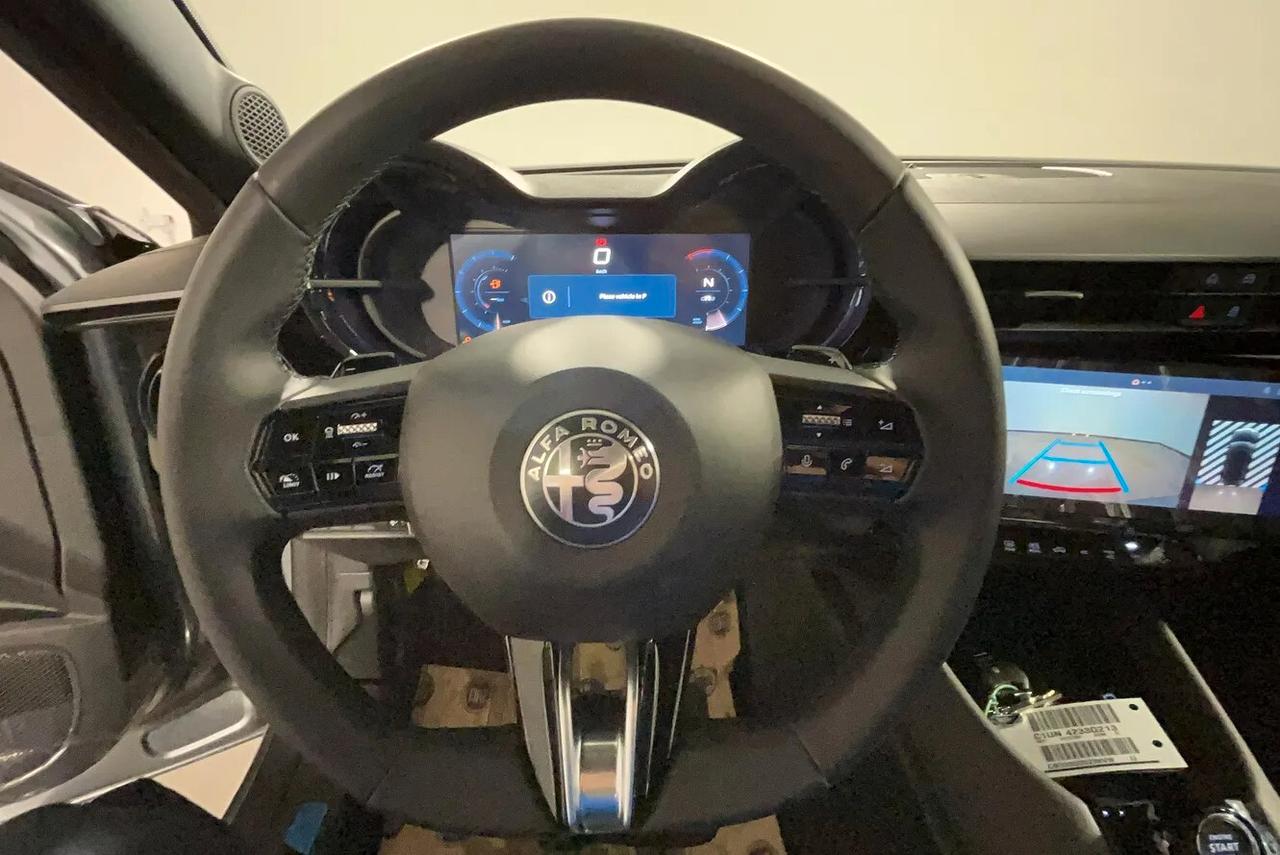 Alfa Romeo Junior 1.2 145 CV Hybrid eDCT6 Speciale