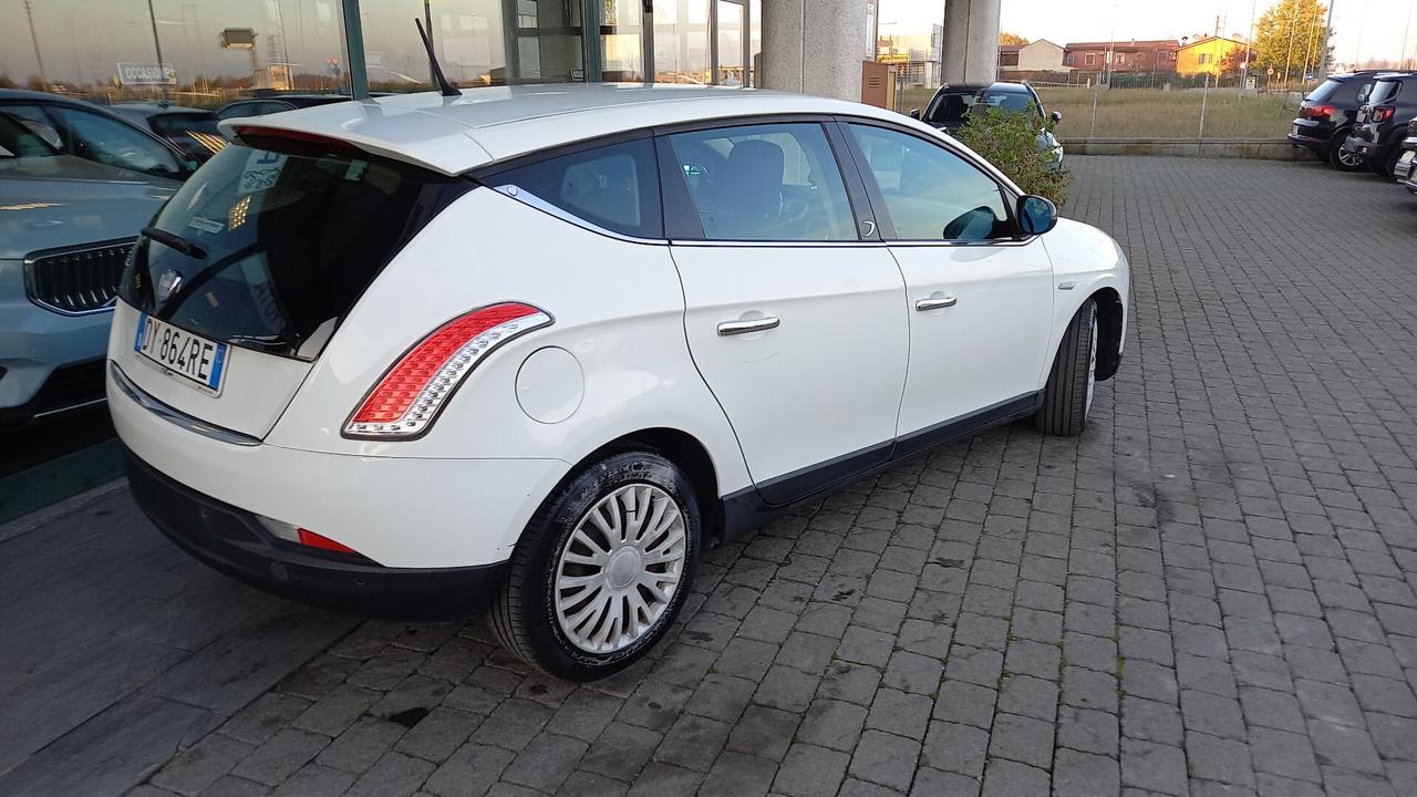 Lancia Delta 1.4 T-Jet 120 CV Argento Ecochic GPL