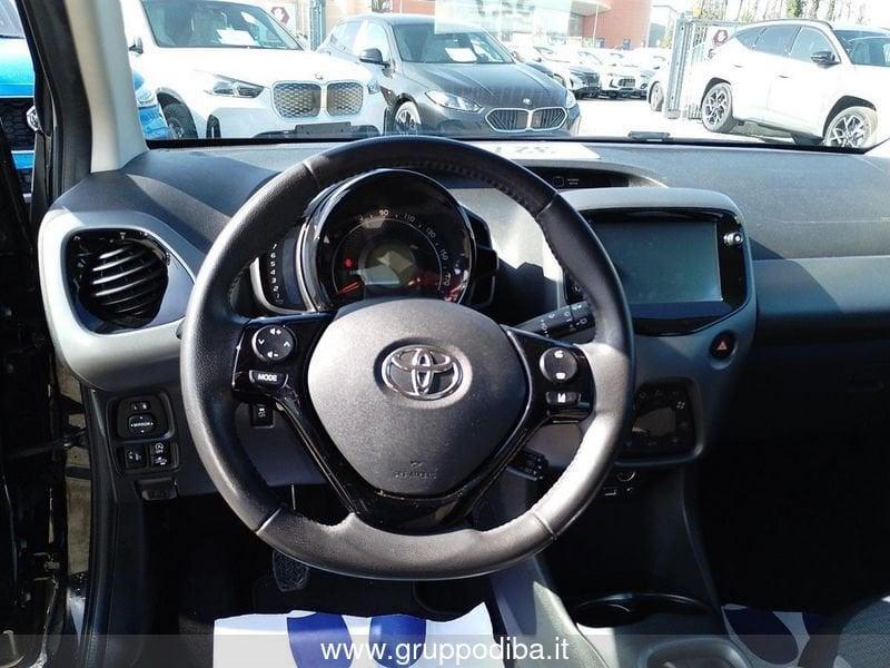 Toyota Aygo II 2018 5p 5p 1.0 x-fun 72cv