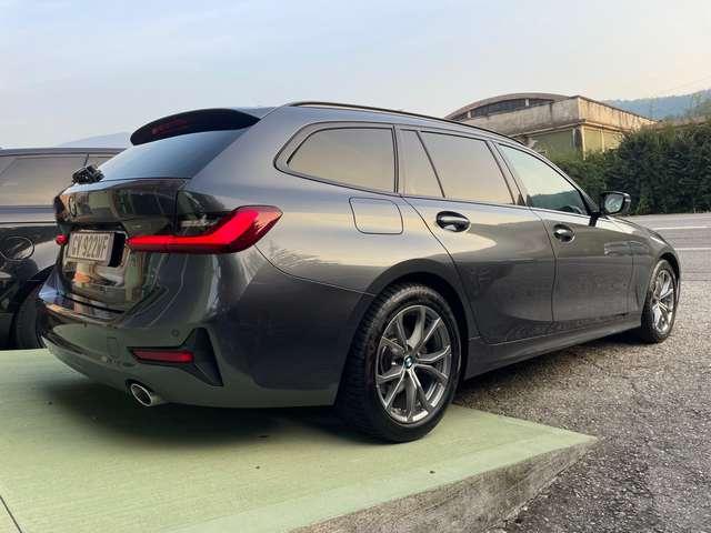 BMW 318 Touring mhev 48V Sport Automatica Full Service