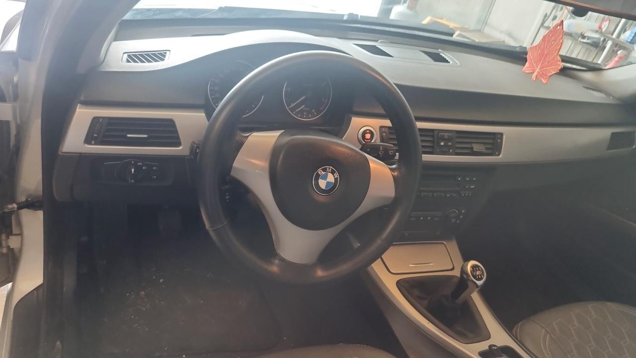 Bmw 320 320d cat Attiva