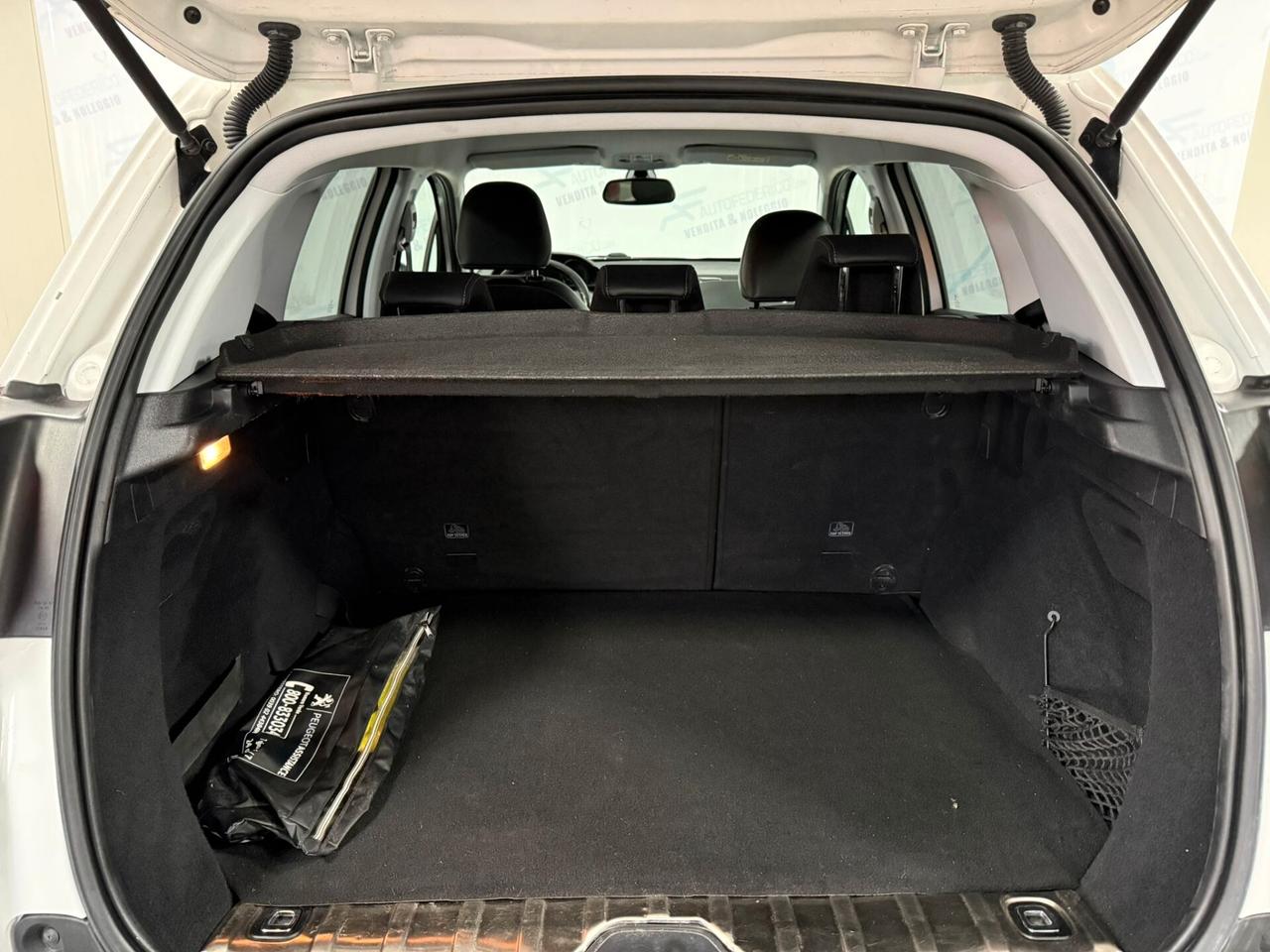 Peugeot 2008 1.6 BlueHDi 120cv S&S Allure