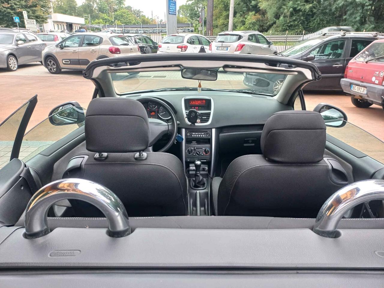 Peugeot 207 1.6 120CV CC Féline