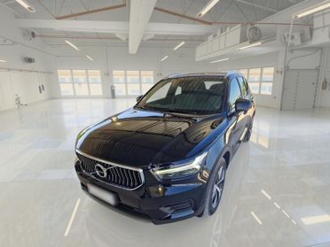 VOLVO XC40 T5 Plug-in Hybrid auto Recharge Inscription Expression