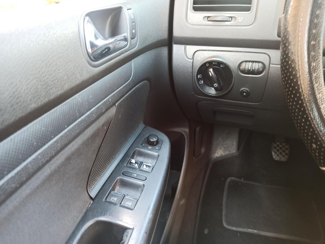 Volkswagen Golf 1.9 TDI 5p. Comfortline