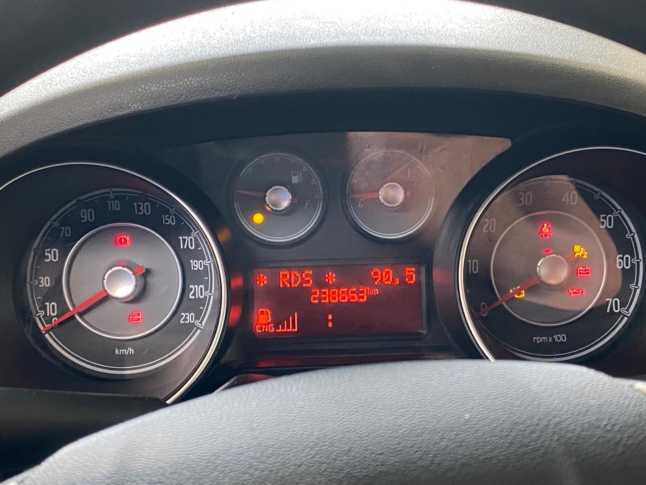 Fiat Punto 1.4 8V 5 porte Natural Power Street