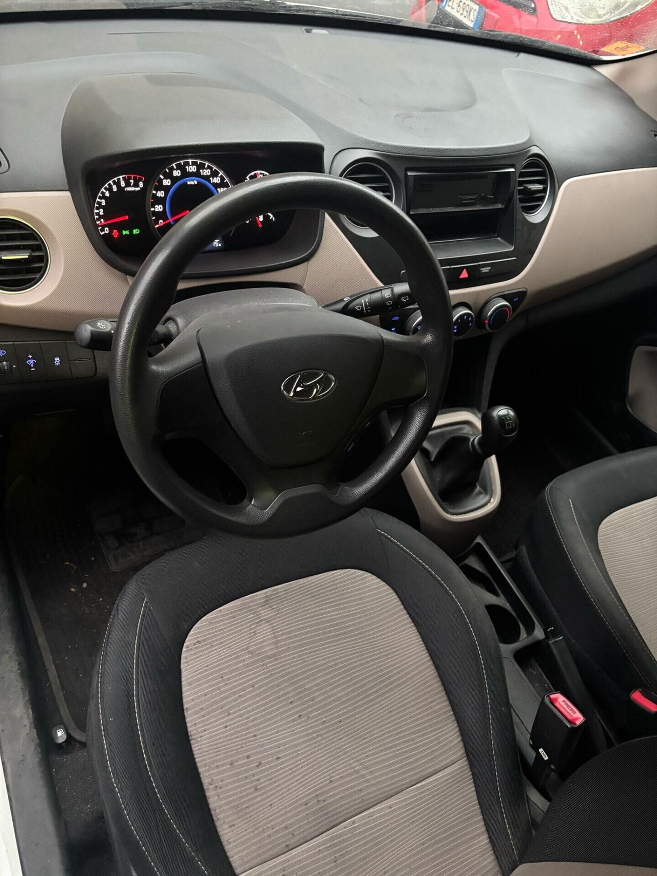 Hyundai i10 1.0 Sound Edition FINANZIABILE NEOPATENTATI